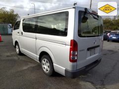 Photo of the vehicle Toyota HiAce