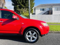 Photo of the vehicle Mitsubishi Outlander