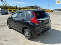 Photo of the vehicle Honda Fit