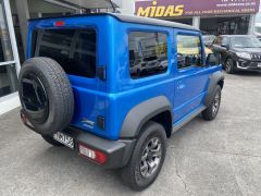 Photo of the vehicle Suzuki Jimny