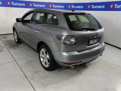 Photo of the vehicle Mazda CX-7