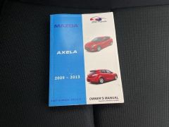 Photo of the vehicle Mazda Axela