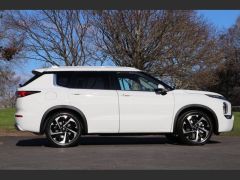 Photo of the vehicle Mitsubishi Outlander