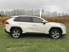 Photo of the vehicle Toyota RAV4