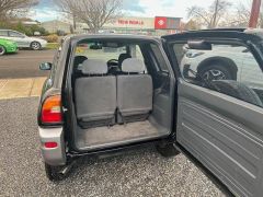 Photo of the vehicle Toyota RAV4