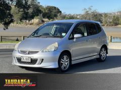 Photo of the vehicle Honda Fit