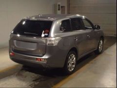 Photo of the vehicle Mitsubishi Outlander