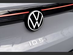 Photo of the vehicle Volkswagen ID.5