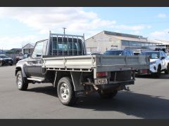 Photo of the vehicle Toyota Land Cruiser