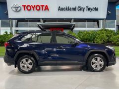 Photo of the vehicle Toyota RAV4