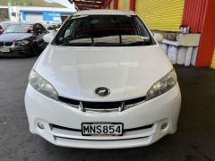 Photo of the vehicle Toyota Wish