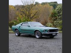 Photo of the vehicle Ford Mustang