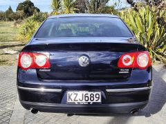 Photo of the vehicle Volkswagen Passat