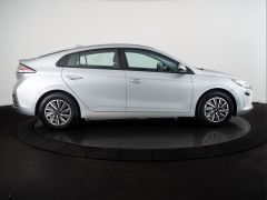 Photo of the vehicle Hyundai IONIQ