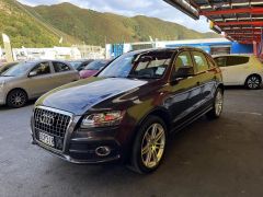 Photo of the vehicle Audi Q5