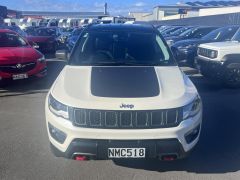 Photo of the vehicle Jeep Compass