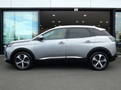 Photo of the vehicle Peugeot 3008