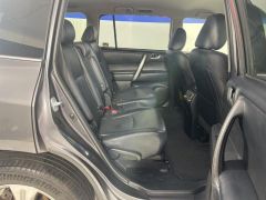 Photo of the vehicle Toyota Highlander