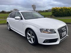 Photo of the vehicle Audi A4