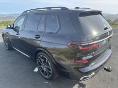 Photo of the vehicle BMW X7