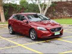 Photo of the vehicle Volvo V40