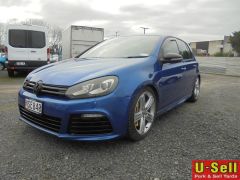 Photo of the vehicle Volkswagen Golf