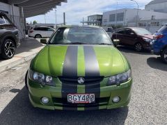 Photo of the vehicle Holden Commodore