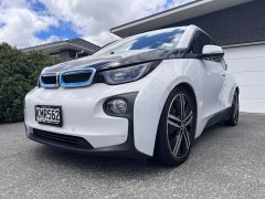 Photo of the vehicle BMW i3