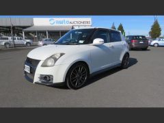 Photo of the vehicle Suzuki Swift