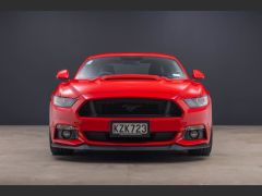 Photo of the vehicle Ford Mustang