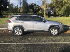 Photo of the vehicle Toyota RAV4