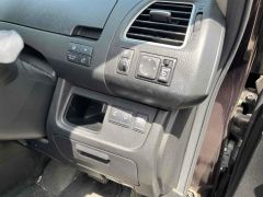 Photo of the vehicle Nissan Serena