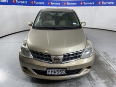 Photo of the vehicle Nissan Tiida