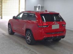 Photo of the vehicle Jeep Grand Cherokee