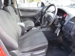 Photo of the vehicle Isuzu D-Max