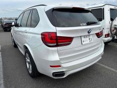 Photo of the vehicle BMW X5