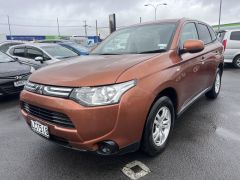 Photo of the vehicle Mitsubishi Outlander