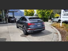 Photo of the vehicle Audi SQ5