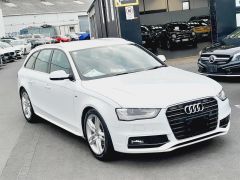 Photo of the vehicle Audi A4