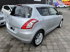 Photo of the vehicle Suzuki Swift