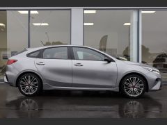 Photo of the vehicle Kia Cerato