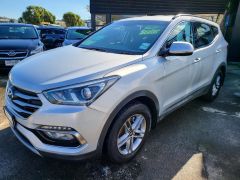 Photo of the vehicle Hyundai Santa Fe