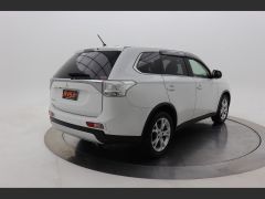 Photo of the vehicle Mitsubishi Outlander