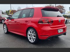 Photo of the vehicle Volkswagen Golf