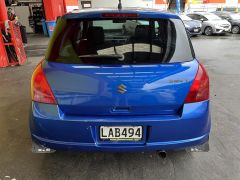 Photo of the vehicle Suzuki Swift