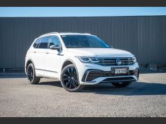 Photo of the vehicle Volkswagen Tiguan