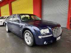 Photo of the vehicle Chrysler 300C