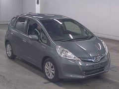 Photo of the vehicle Honda Fit