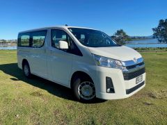 Photo of the vehicle Toyota HiAce