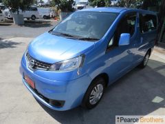 Photo of the vehicle Nissan NV200